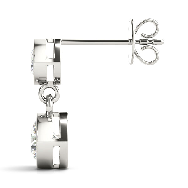 Round Lab Diamond Stud Earrings