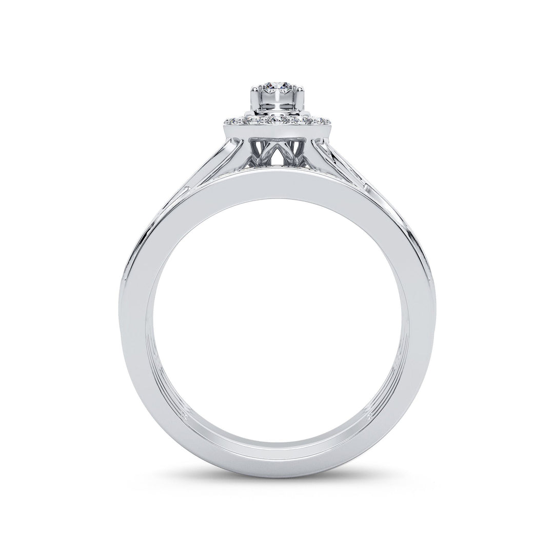 Elegant Lab-Grown Diamond Engagement Ring in White Gold