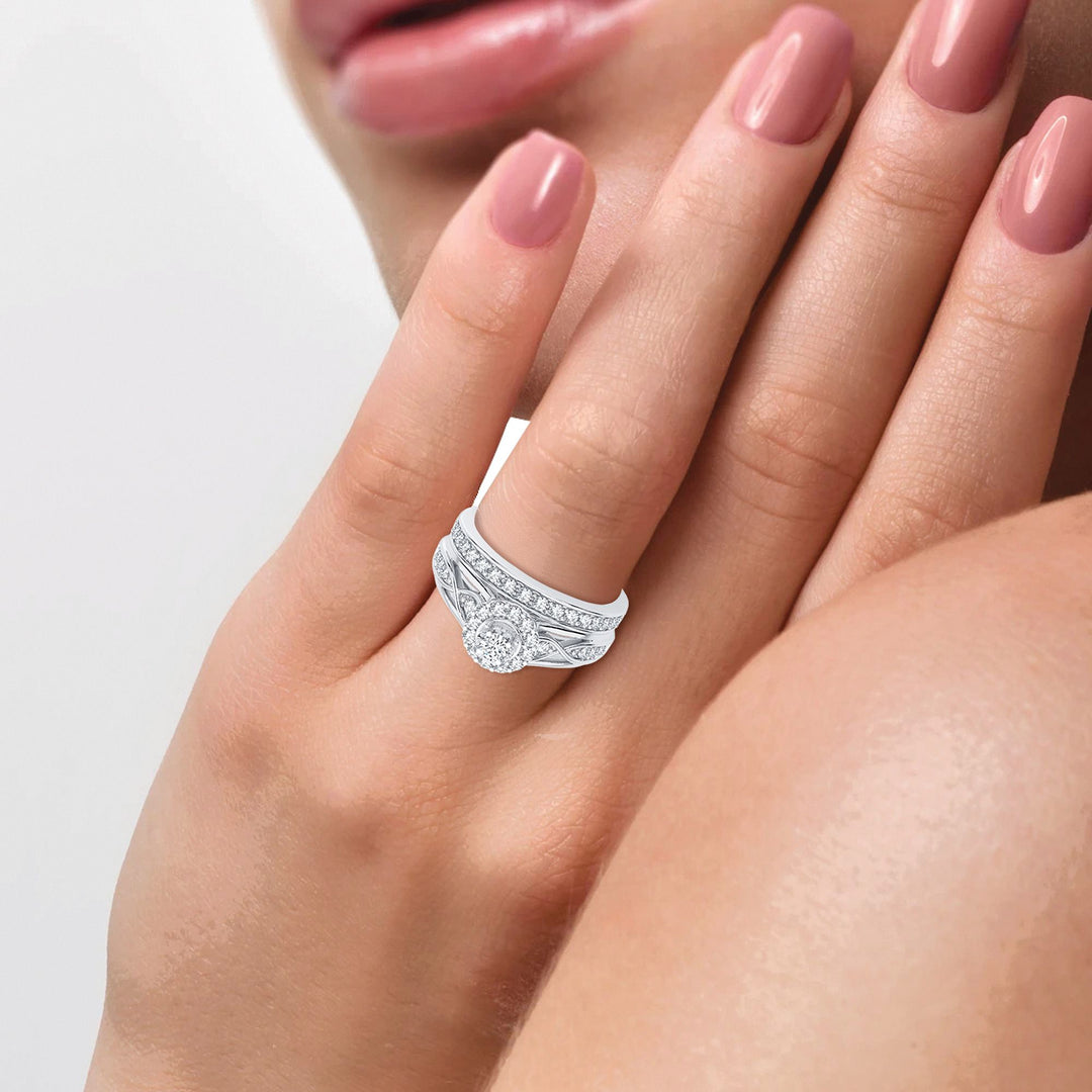 Elegant Lab-Grown Diamond Engagement Ring in White Gold