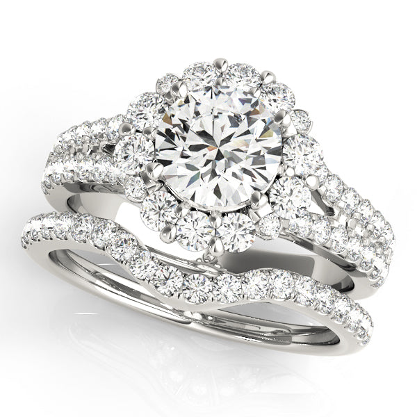 ENGAGEMENT RINGS HALO ROUND