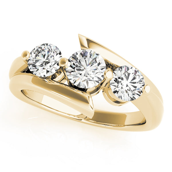 ENGAGEMENT RINGS 3 STONE ROUND