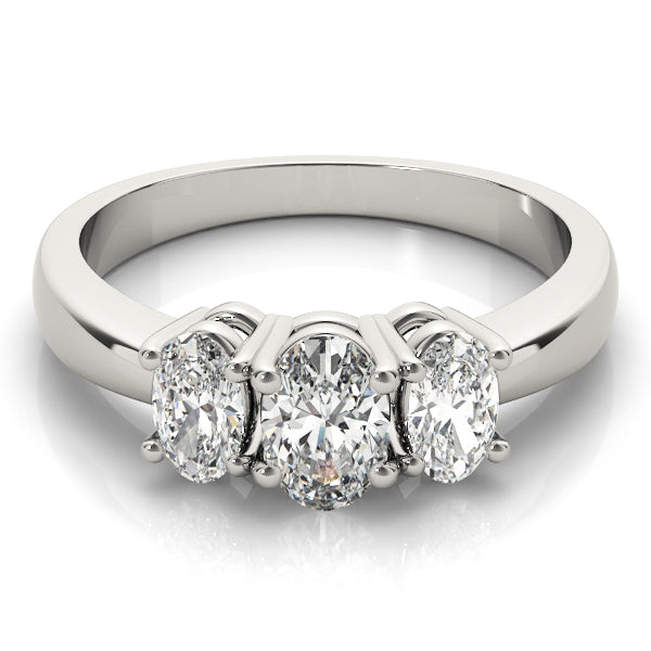 ENGAGEMENT RINGS 3 STONE OVAL