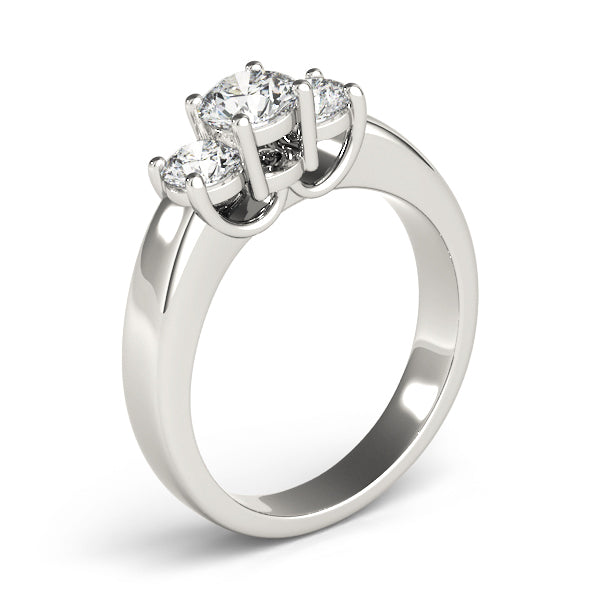 ENGAGEMENT RINGS 3 STONE ROUND